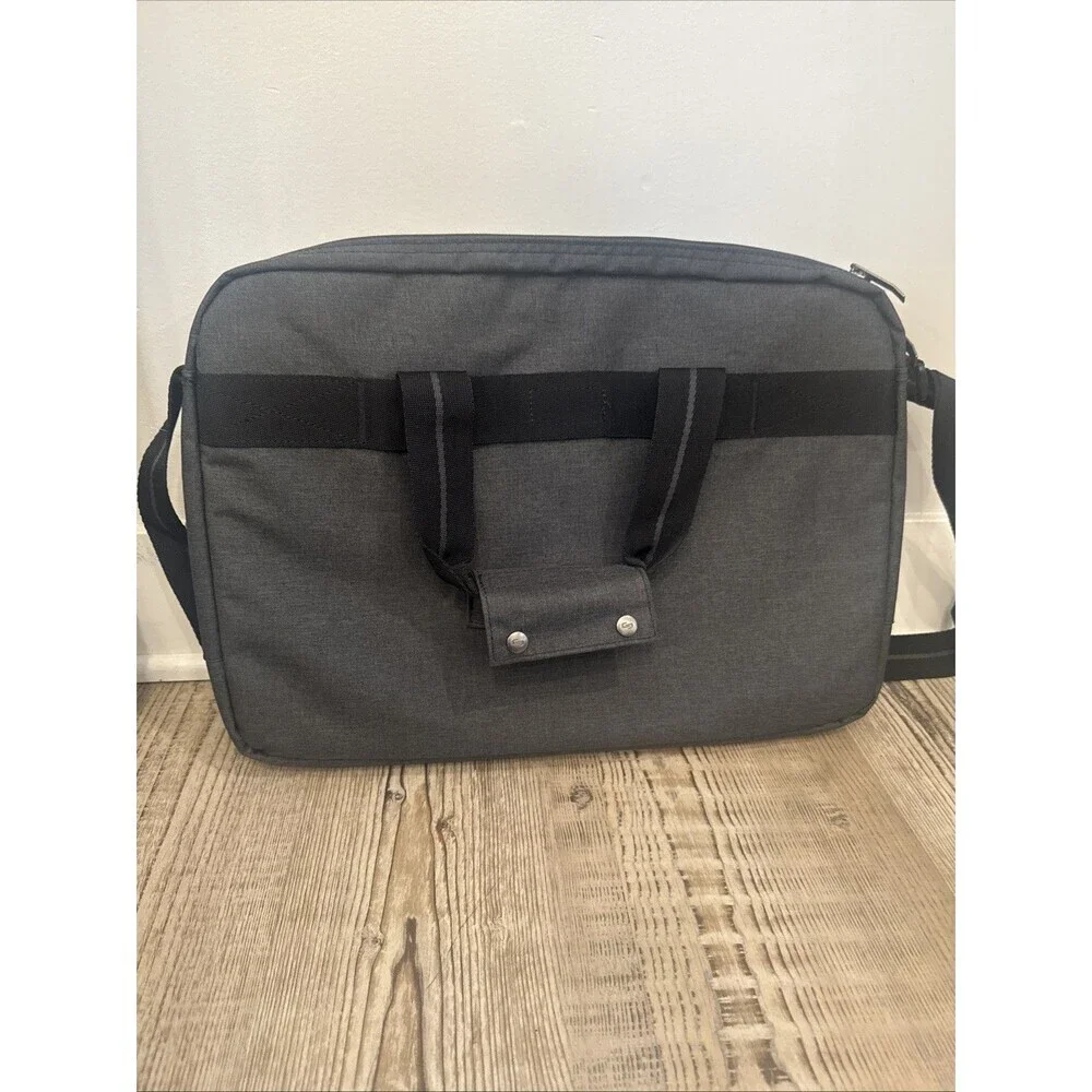 Solo ASTOR SLIM BRIEF Briefcase for 15.6